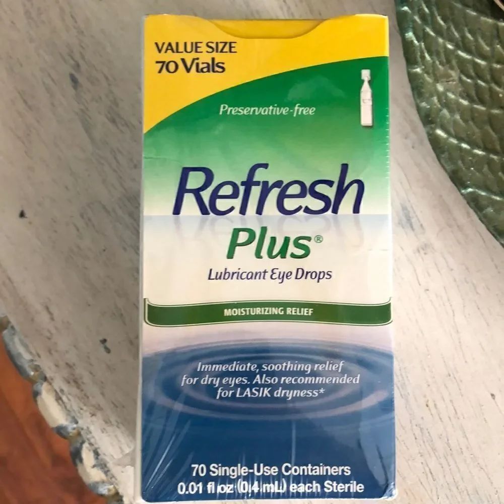 NEW Refresh Plus Lubricant eyedrops 70 single use containers. Expired June 2021